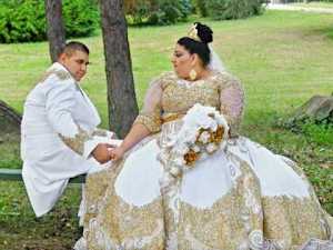 30 Unique Wedding Dresses That Will Stand out
