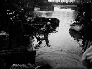 31 Eerie Historical Photos That Show Another Side of History