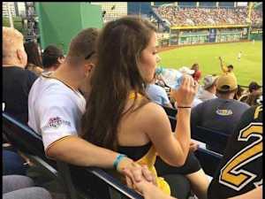 20 Photos That Will Make You Stay Single Forever