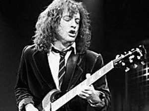 Best Guitarist of All Time, #1 Isn't Who You Think It is