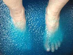 1 Simple Method to Fight Nail Fungus (Try Tonight)