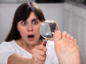 1 Simple Method to Fight Nail Fungus (Try Tonight)