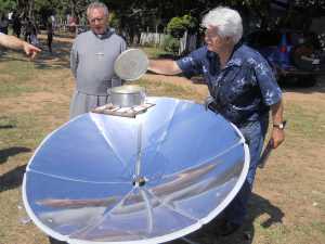 [Power Companies in Uproar!] Try Our Super Fast Set Up Solar Dish and Save Money