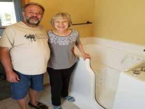 Sneaky Way Peoria Seniors Are Getting Walk-in Tubs For A Fraction Of The Price