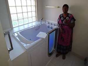 What a Walk-in Tub Should Cost if You're over 65