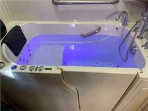 The Cost of a New Walk in Tub if You're over 65
