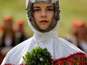 The Most Stunning Wedding Looks from Around the World