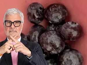 Top Cardiologist Begs: Quit Eating Blueberries Before This Happens