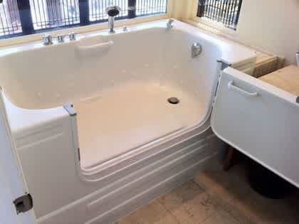 Only Get a Walk in Tub if You're over 60 & Have This