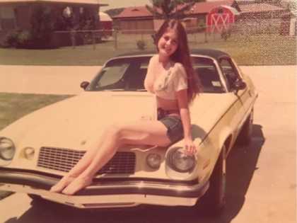 55 Candid Vintage Pictures of Your Parents Using Up All the Cool