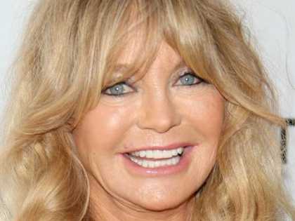 Grab a Tissue Before You See Goldie Hawn with No Makeup at 73