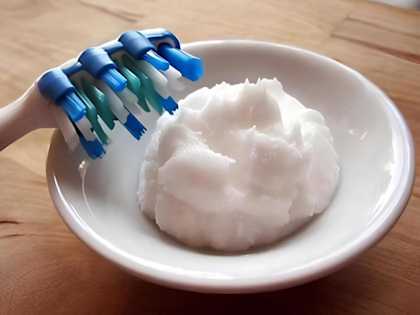 Dentist: Add This to Your Toothpaste to Help Regrow Your Gums in a Few Days