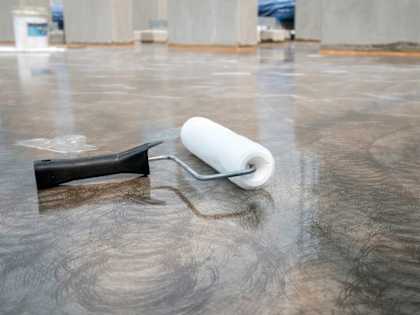 Transform Your Garage: the Epoxy Floor Hack You Need!