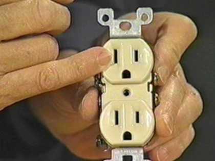 1 Simple Trick to Cut Your Electric Bill (Try Tonight)