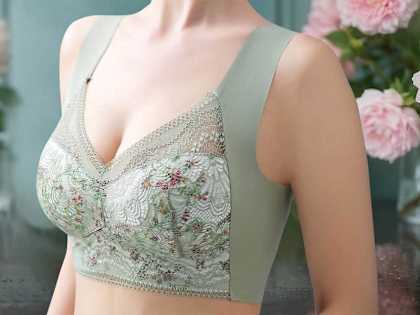 Women Everywhere Are Raving About This Bra Designed by a 70-year-old Granny
