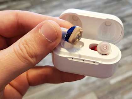 The Secret Hearing Aid That’s Making Big Brands Nervous