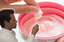 Forget Retinol, Use This Household Item To Fill In Wrinkles