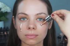 Plastic Surgeon: Doing This Every Morning Can Snap Back Sagging Skin