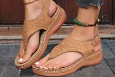 Sursell Women's Arch Support Flat Sandals - Now 60% Off!