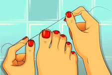 Your Nail Fungus Is Highly Contagious. This 3-Minute Shower Hack Flushes It All