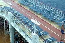 20 Pictures That Will Make Most Skip Going on Cruises
