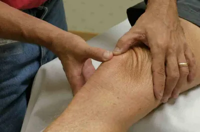 The Latest Knee Pain Device Seniors Wish They Knew About Sooner